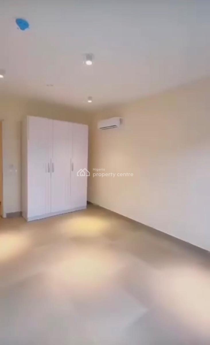 Brand New 2 Bedroom Apartment + Swimming Pool, Elevator, Lekki Phase 1, Lekki, Lagos, Flat / Apartment for Sale