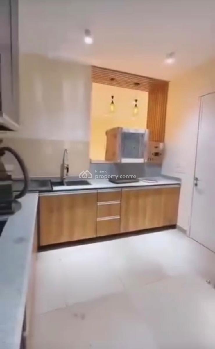 Brand New 2 Bedroom Apartment + Swimming Pool, Elevator, Lekki Phase 1, Lekki, Lagos, Flat / Apartment for Sale