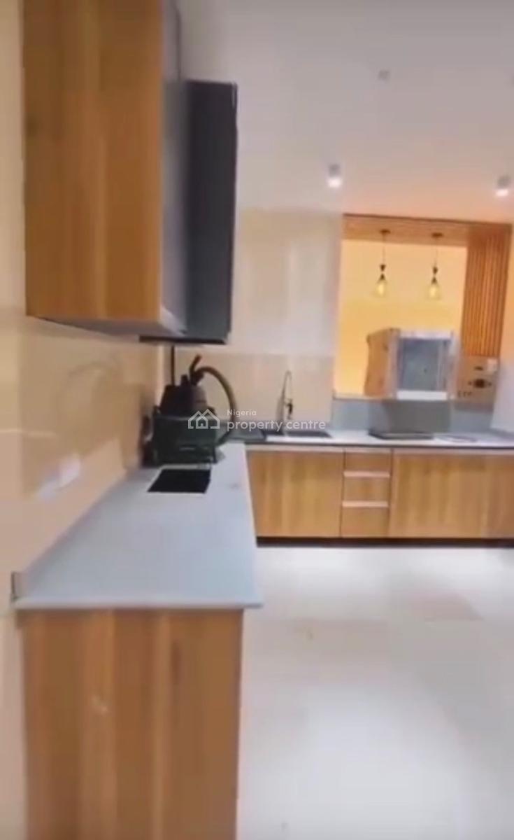 Brand New 3 Bedroom Apartment + Bq, Swimming Pool, Elevator, Off Freedom Way, Lekki Phase 1, Lekki, Lagos, Flat / Apartment for Sale