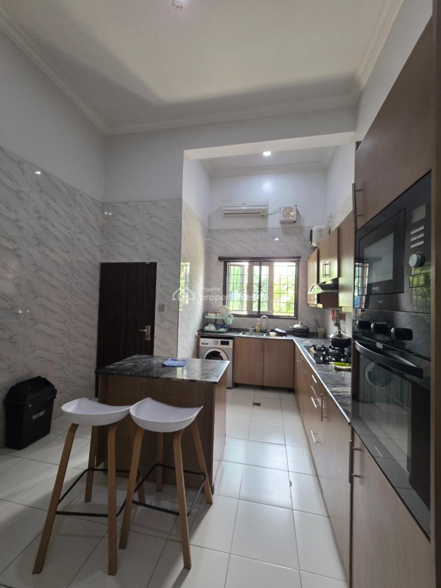 Luxury Furnished 4 Bedroom Terrace Duplex with Bq, Guzape District, Abuja, Terraced Duplex for Sale