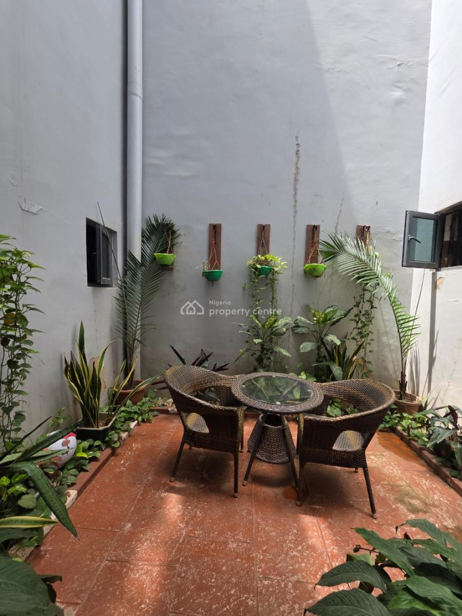 Luxury Furnished 4 Bedroom Terrace Duplex with Bq, Guzape District, Abuja, Terraced Duplex for Sale