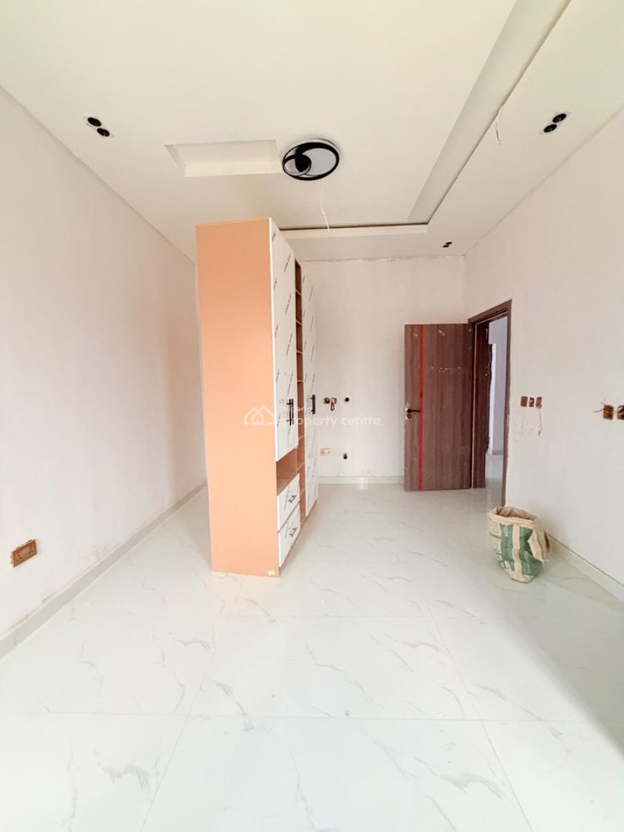 Spaciousy Built 4 Bedrooms Apartments in Prime Location, Ikeja Gra, Ikeja, Lagos, Flat / Apartment for Sale