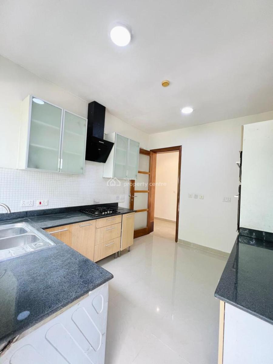 Delightful Exquisite Waterfront 3-bedroom Apartment, Banana Island, Ikoyi, Lagos, Block of Flats for Sale