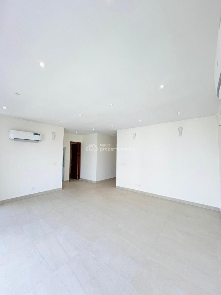 Delightful Exquisite Waterfront 3-bedroom Apartment, Banana Island, Ikoyi, Lagos, Block of Flats for Sale