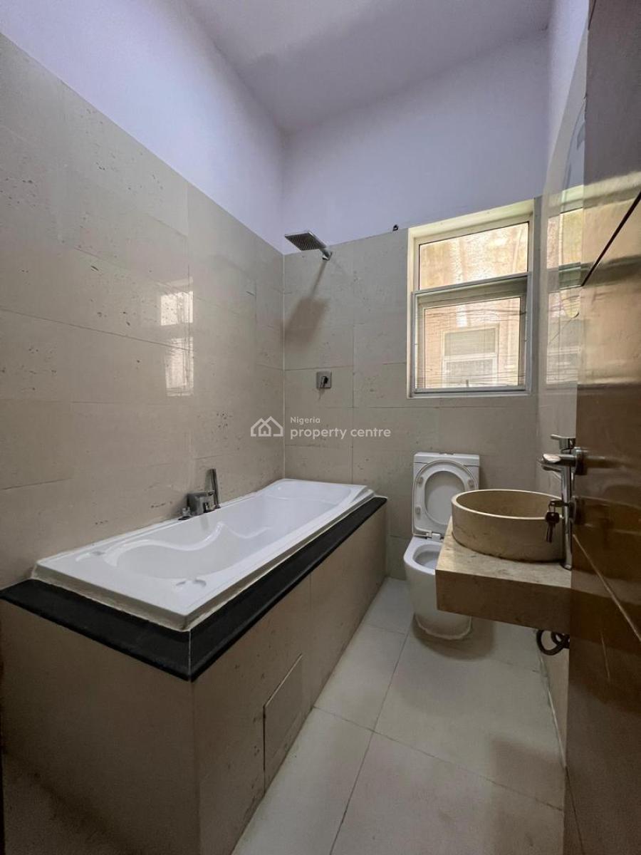 Delightful Exquisite Waterfront 3-bedroom Apartment, Banana Island, Ikoyi, Lagos, Block of Flats for Sale