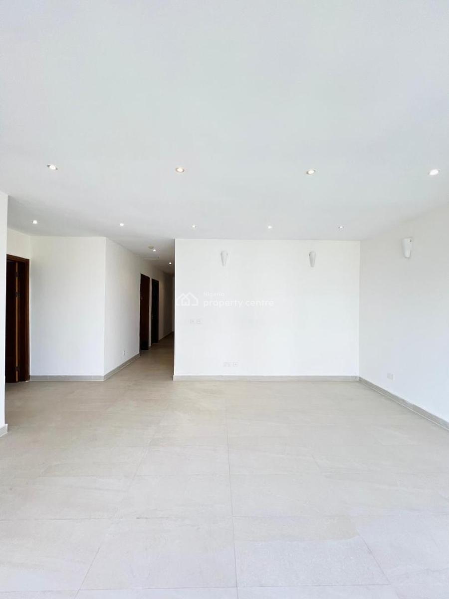 Delightful Exquisite Waterfront 3-bedroom Apartment, Banana Island, Ikoyi, Lagos, Block of Flats for Sale