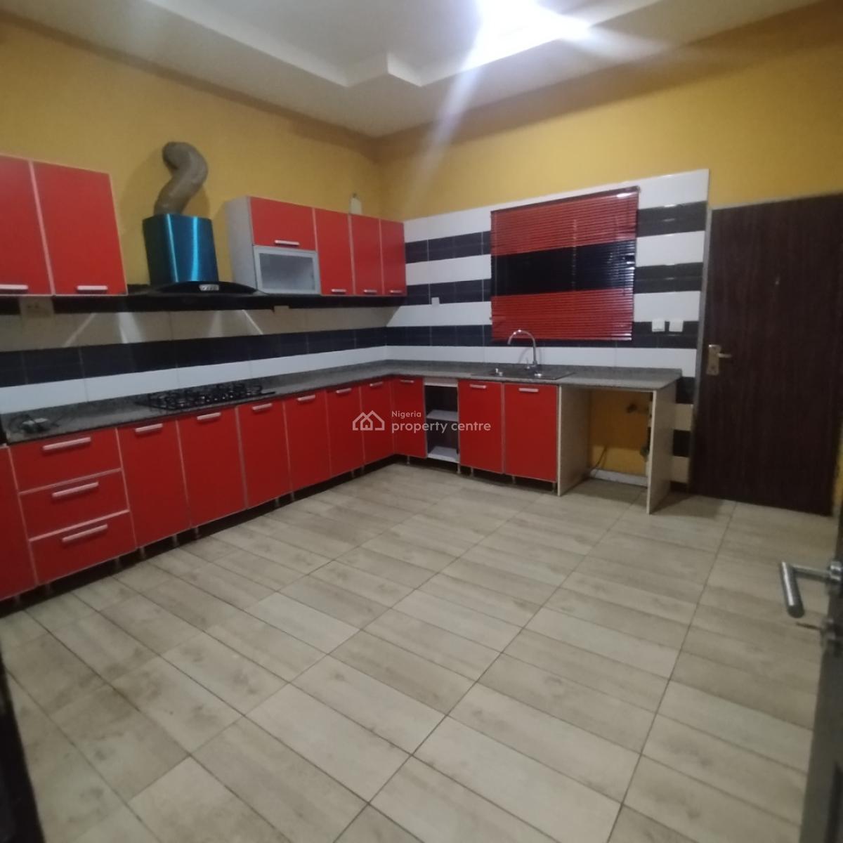 Fantastic 3 Bedroom Flat, Oral Estate, Lekki Expressway, Lekki, Lagos, Flat / Apartment for Rent