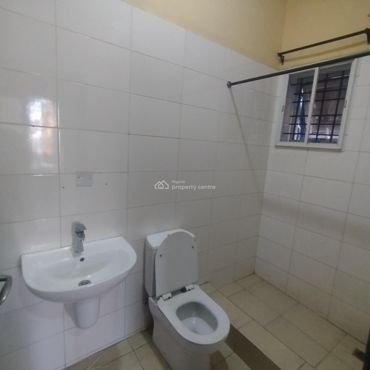 Fantastic 3 Bedroom Flat, Oral Estate, Lekki Expressway, Lekki, Lagos, Flat / Apartment for Rent