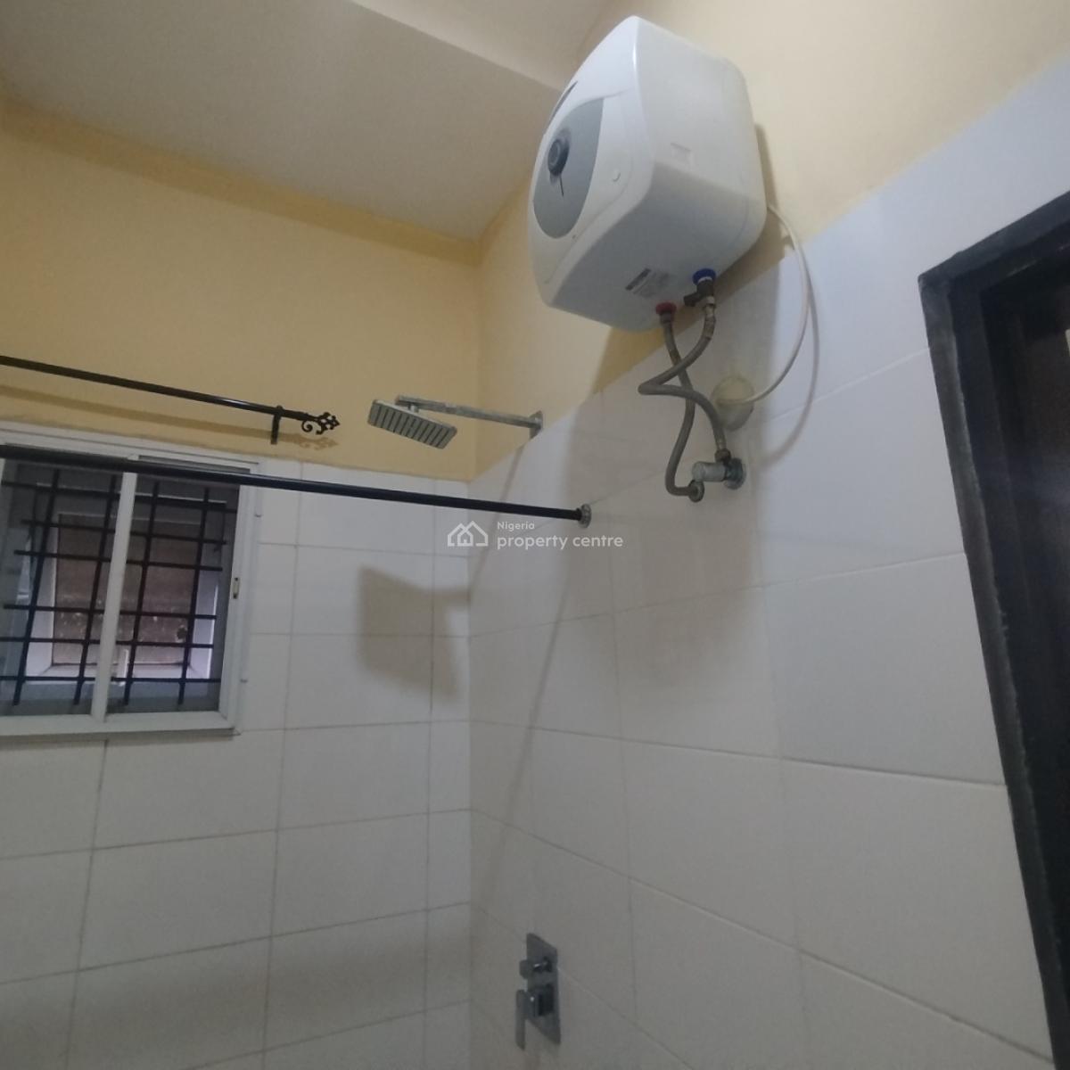 Fantastic 3 Bedroom Flat, Oral Estate, Lekki Expressway, Lekki, Lagos, Flat / Apartment for Rent