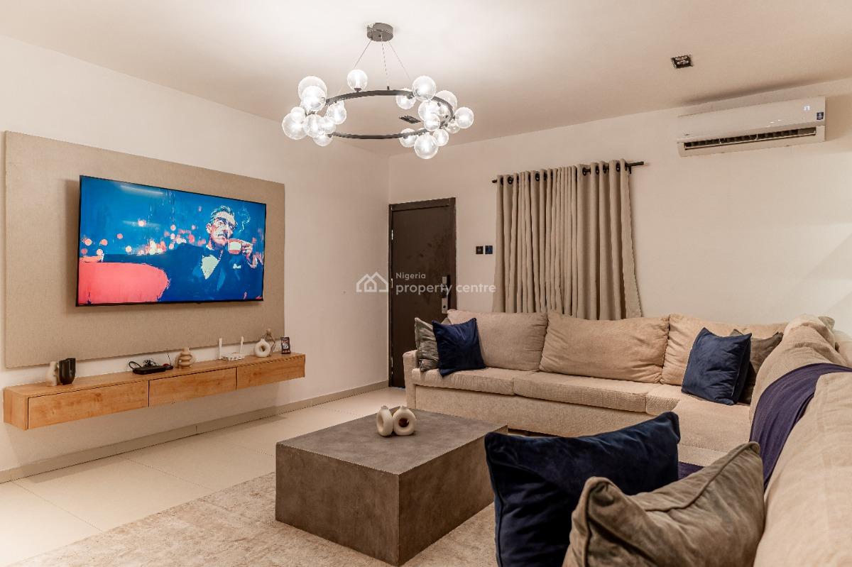 Luxury 2 Bedrooms Apartment, No. 14, Olori Muyibat Oyefusi Street, Lekki Phase 1, Lekki, Lagos, Flat / Apartment Short Let