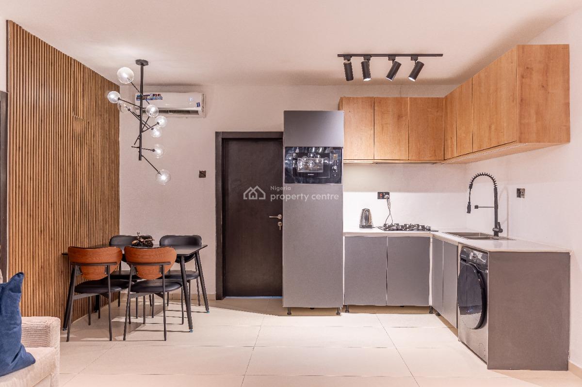 Luxury 2 Bedrooms Apartment, No. 14, Olori Muyibat Oyefusi Street, Lekki Phase 1, Lekki, Lagos, Flat / Apartment Short Let