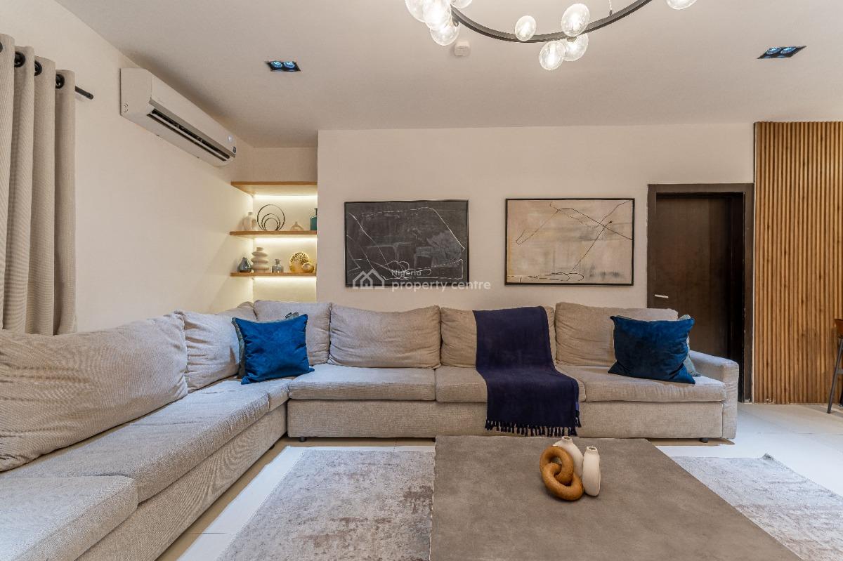 Luxury 2 Bedrooms Apartment, No. 14, Olori Muyibat Oyefusi Street, Lekki Phase 1, Lekki, Lagos, Flat / Apartment Short Let