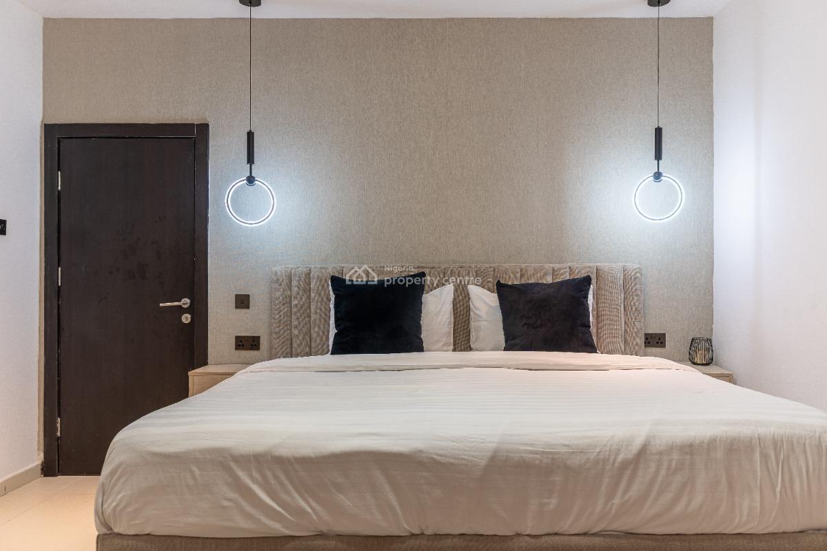Luxury 2 Bedrooms Apartment, No. 14, Olori Muyibat Oyefusi Street, Lekki Phase 1, Lekki, Lagos, Flat / Apartment Short Let