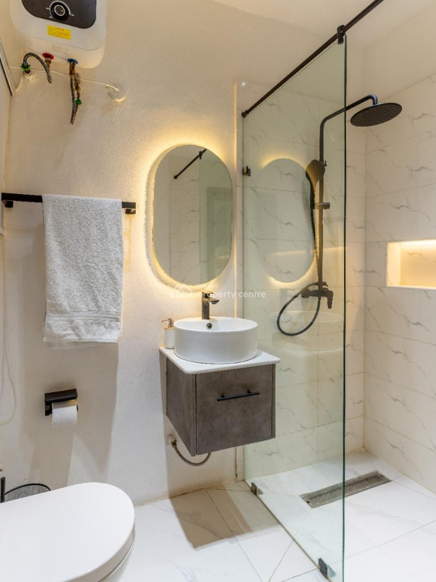 Luxury 2 Bedrooms Apartment, No. 14, Olori Muyibat Oyefusi Street, Lekki Phase 1, Lekki, Lagos, Flat / Apartment Short Let