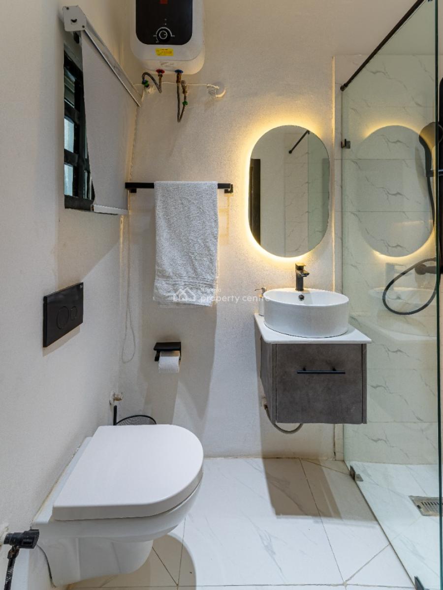 Luxury 2 Bedrooms Apartment, No. 14, Olori Muyibat Oyefusi Street, Lekki Phase 1, Lekki, Lagos, Flat / Apartment Short Let