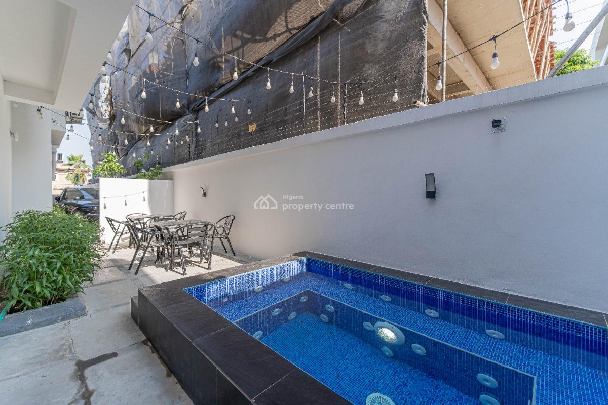 Luxury 2 Bedrooms Apartment, No. 14, Olori Muyibat Oyefusi Street, Lekki Phase 1, Lekki, Lagos, Flat / Apartment Short Let