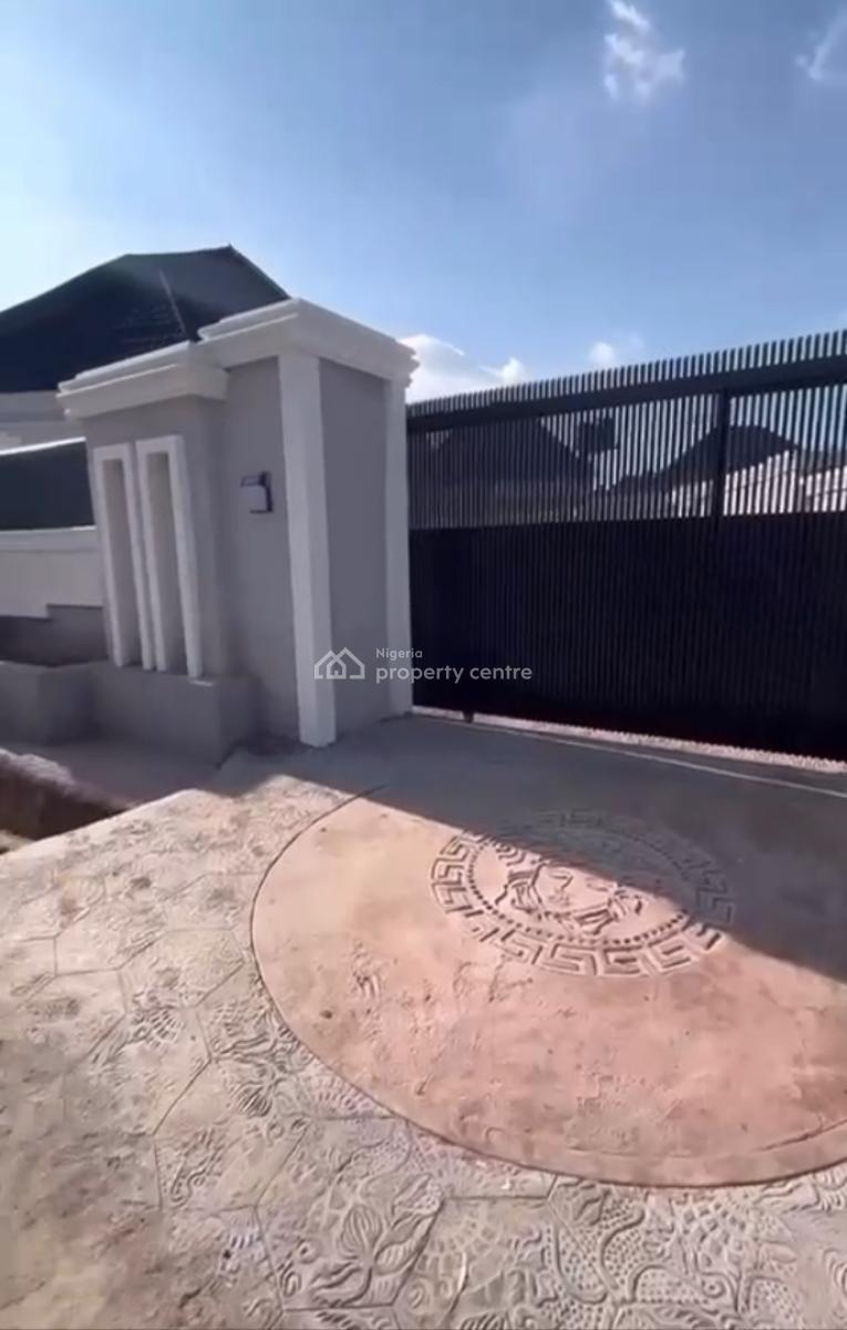 3 Bedrooms En-suite Bungalow + 2 Units Bq, in an Estate, Gwarimpa Extension, Gwarinpa, Abuja, Detached Bungalow for Sale