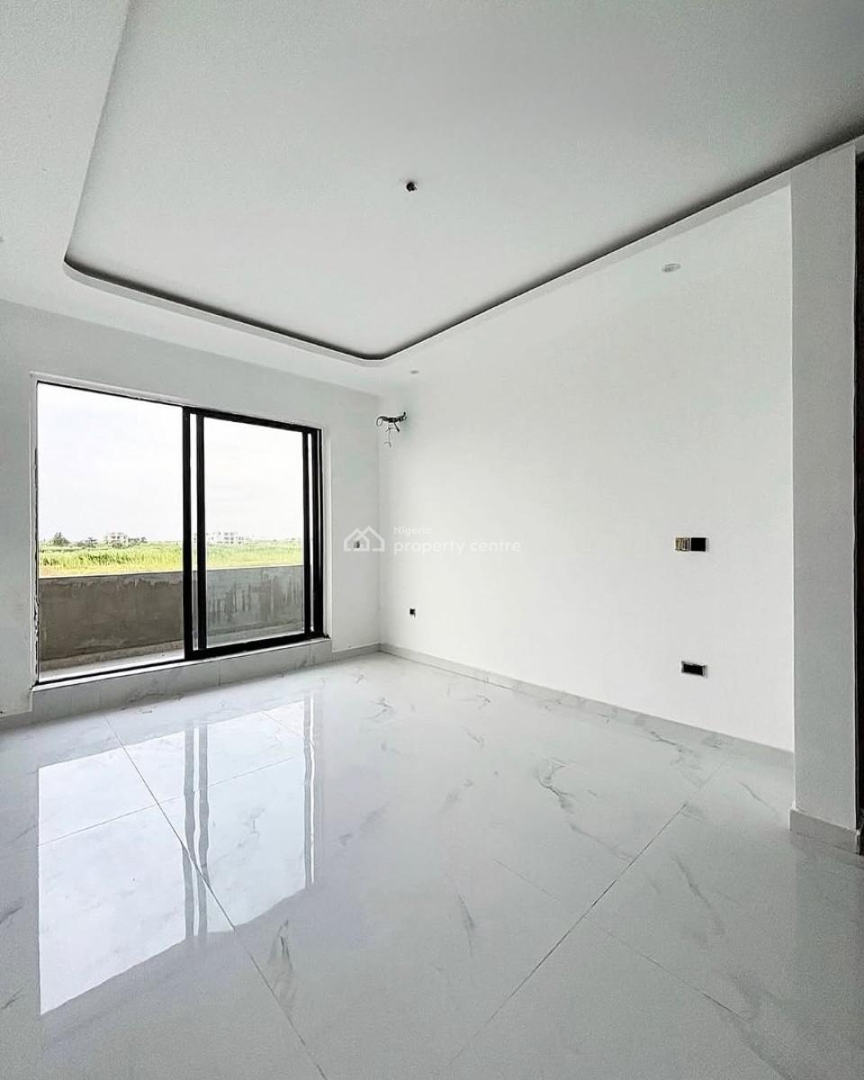 Luxurious 2 Bedroom, Lekki Phase 1, Lekki, Lagos, Flat / Apartment for Sale