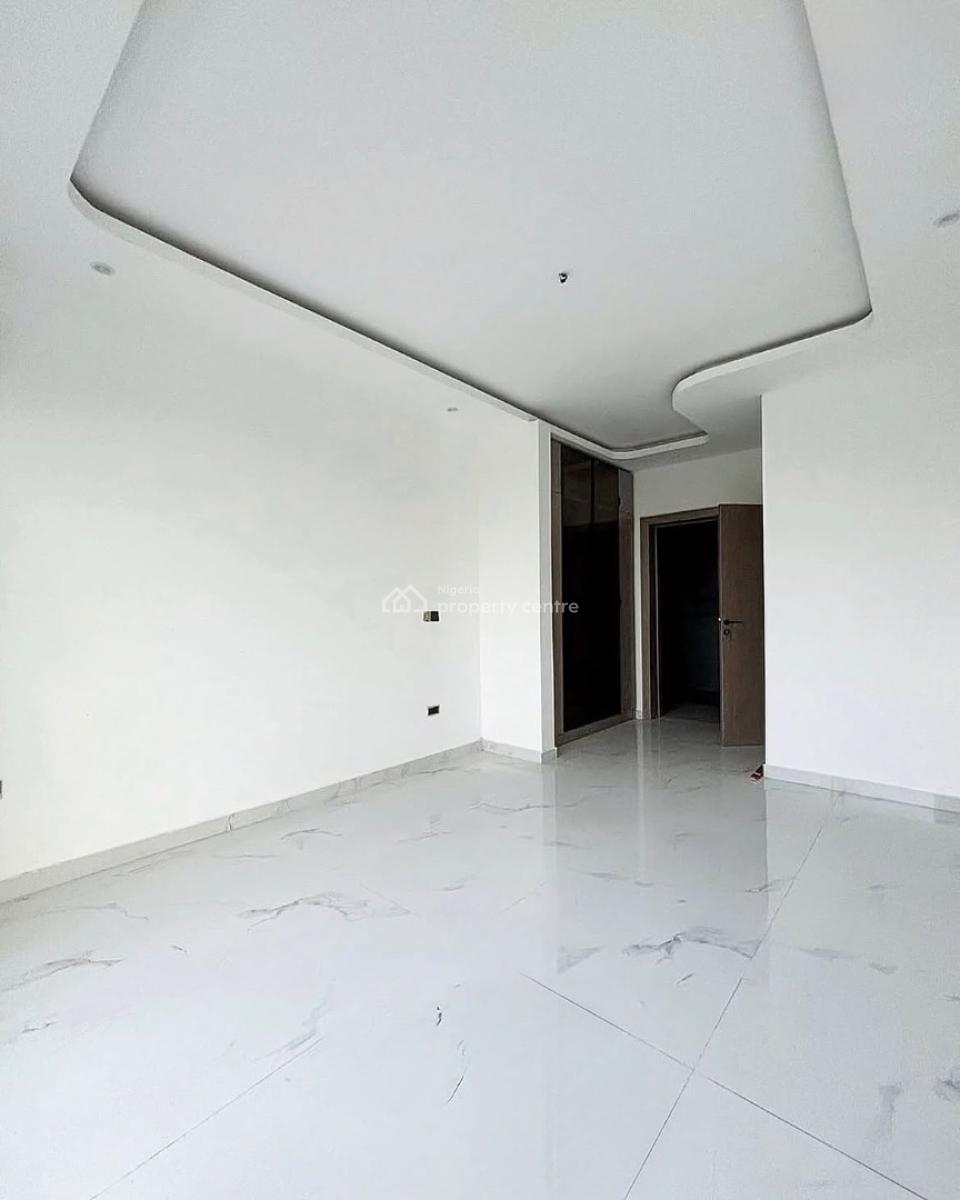 Luxurious 2 Bedroom, Lekki Phase 1, Lekki, Lagos, Flat / Apartment for Sale