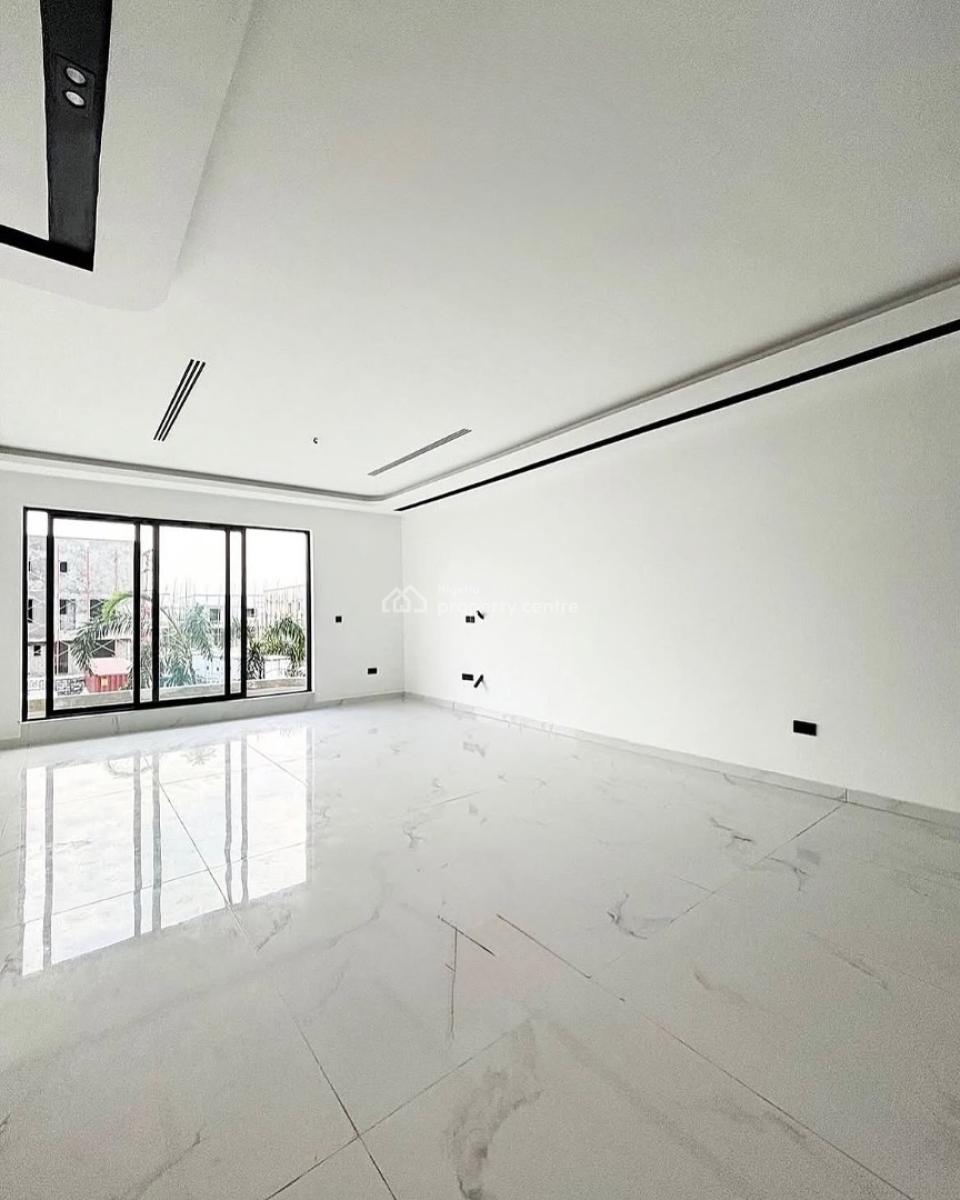 Luxurious 2 Bedroom, Lekki Phase 1, Lekki, Lagos, Flat / Apartment for Sale