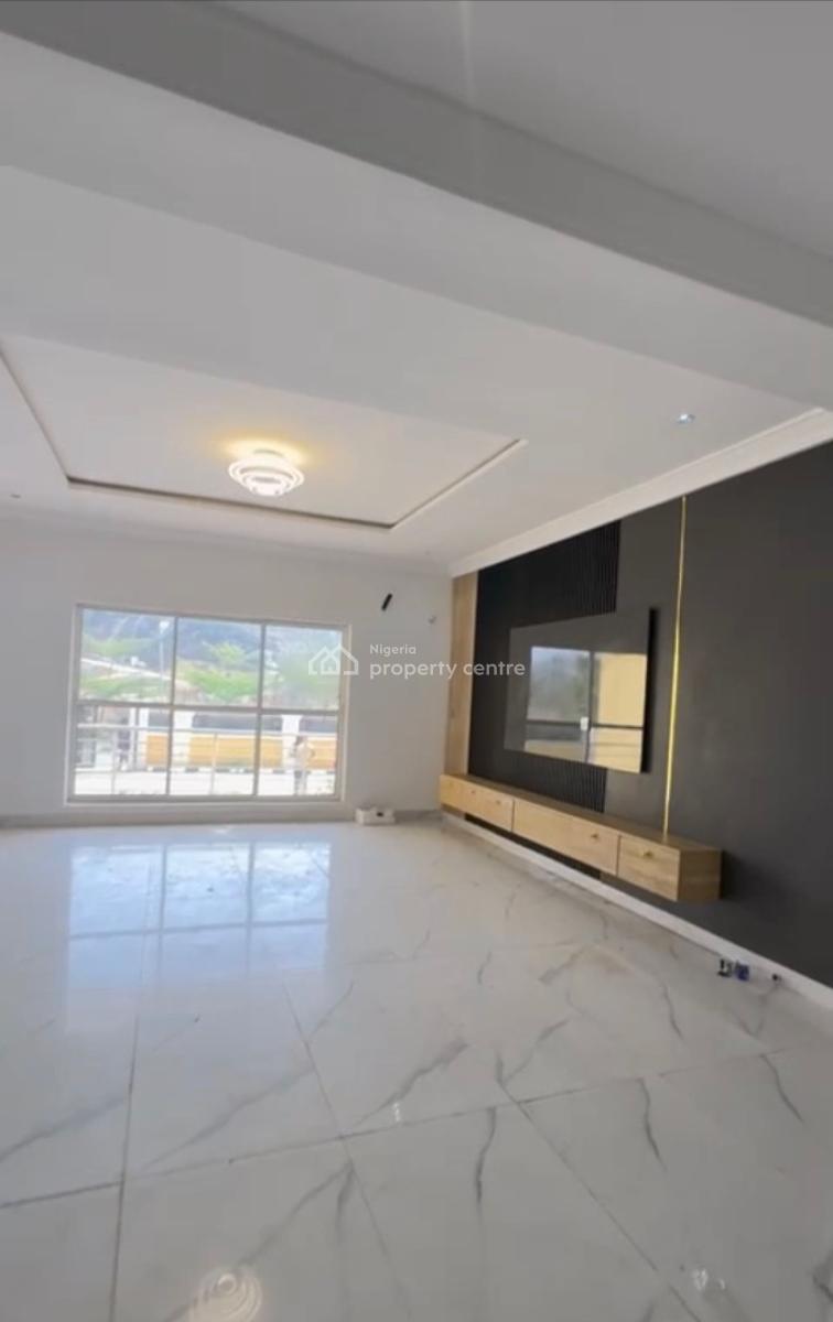 Luxury 3bedroom En-suite Flat, Tarred Road, Guzape Main, in an Estate, Guzape District, Abuja, Block of Flats for Sale