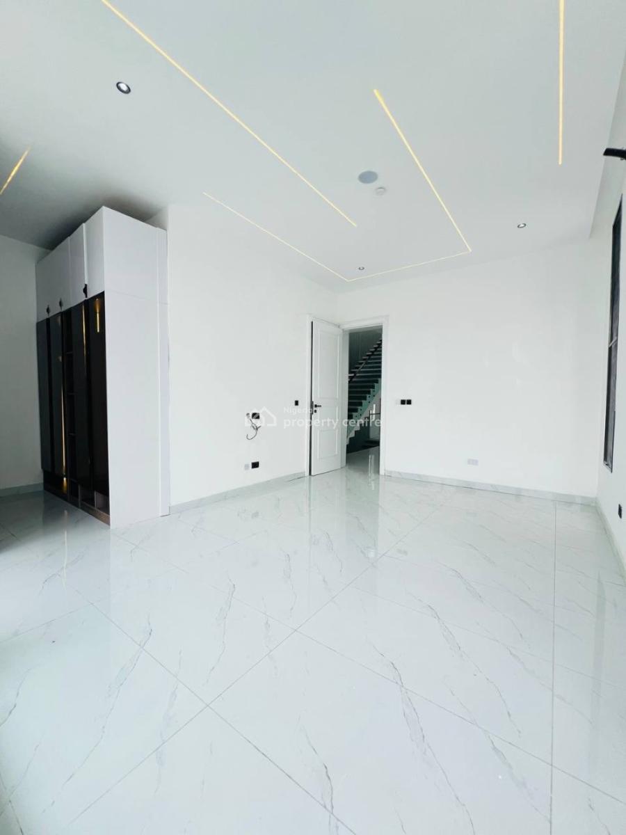 Spacious 5 Fully Bedroom Detached +bq, Cinema, Gym, Rooftop Terrace &, Inside a Call to Access and Well Structure Estate in Osapa, Osapa, Lekki, Lagos, Detached Duplex for Sale