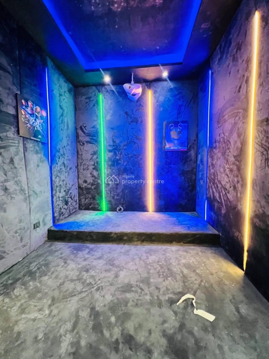 Spacious 5 Fully Bedroom Detached +bq, Cinema, Gym, Rooftop Terrace &, Inside a Call to Access and Well Structure Estate in Osapa, Osapa, Lekki, Lagos, Detached Duplex for Sale