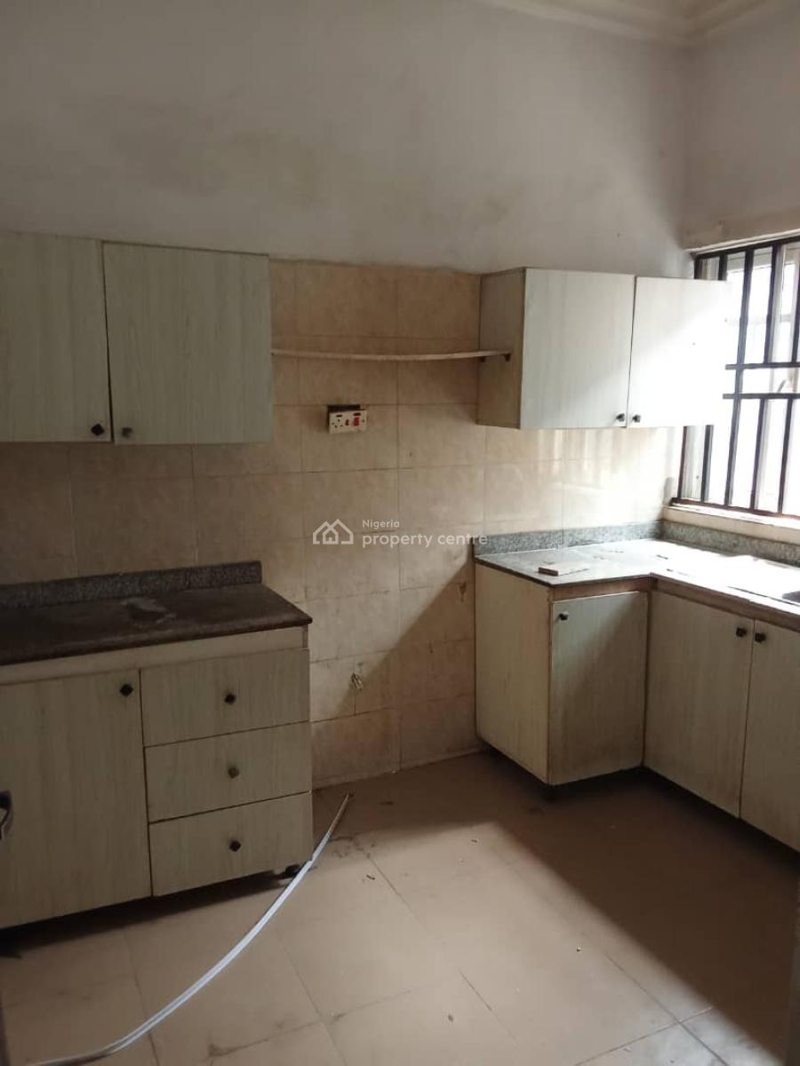 3 Bedrooms, Housing Estate, Ibeshe, Ikorodu, Lagos, Flat / Apartment for Sale