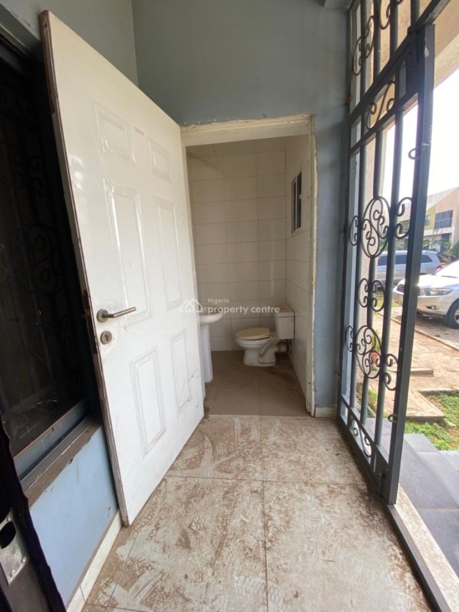 3 Bedrooms Terraced Duplex + Bq + Private Backyard, Karsana, Abuja, Terraced Duplex for Rent