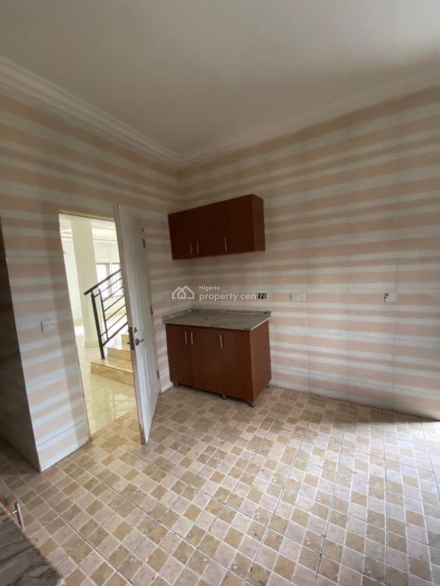 3 Bedrooms Terraced Duplex + Bq + Private Backyard, Karsana, Abuja, Terraced Duplex for Rent
