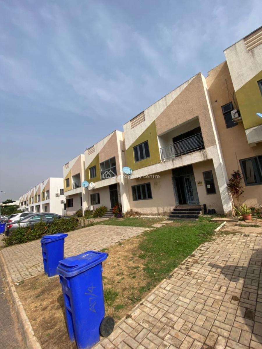 3 Bedrooms Terraced Duplex + Bq + Private Backyard, Karsana, Abuja, Terraced Duplex for Rent