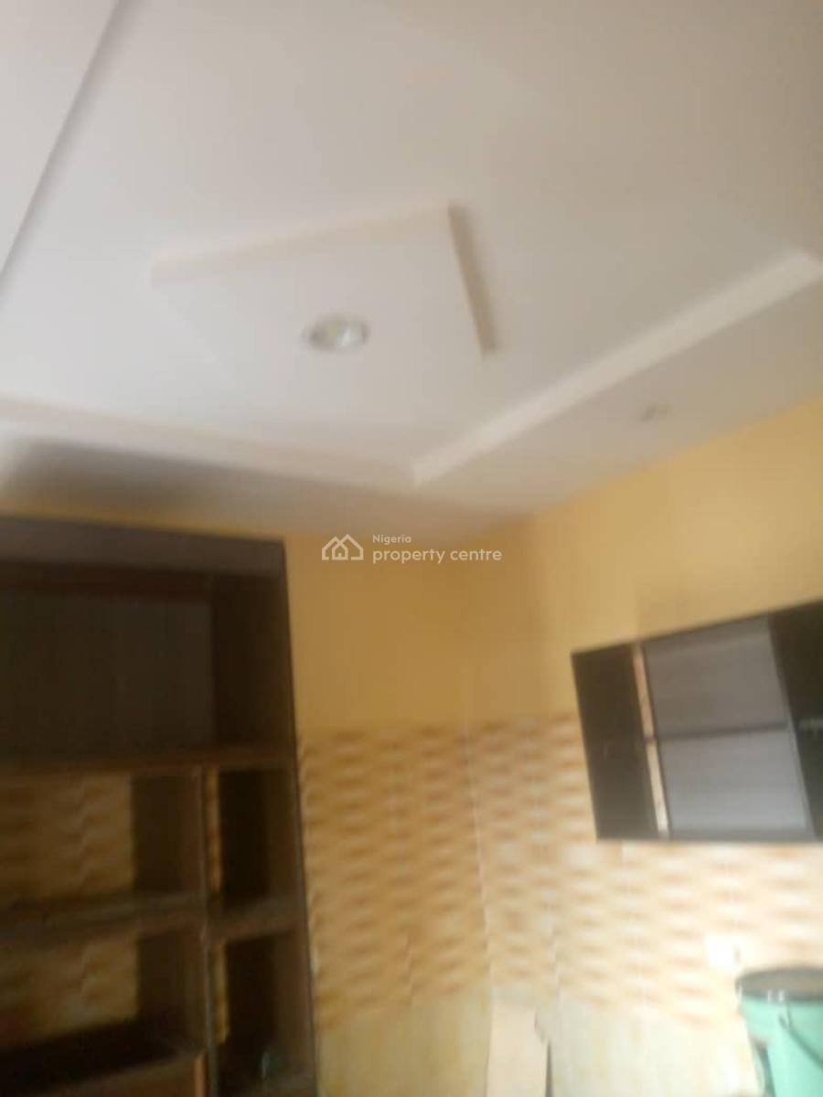 2 Bedroom, Akowonjo, Alimosho, Lagos, Flat / Apartment for Rent