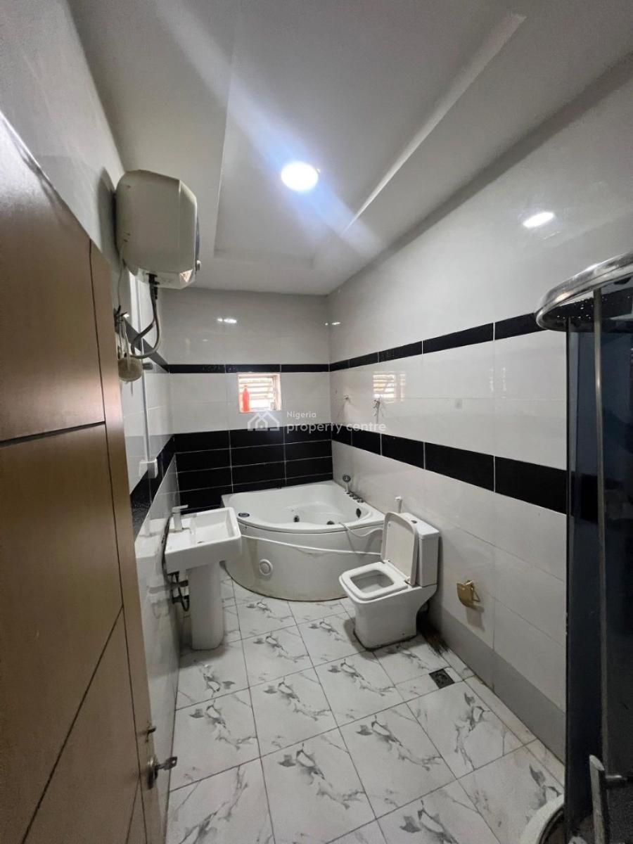 Standard N Beautiful Master Bedroom (shared Apartment, Van Daniel Estate Orchid Road Lekki Lagos, Lekki, Lagos, Self Contain (single Rooms) for Rent