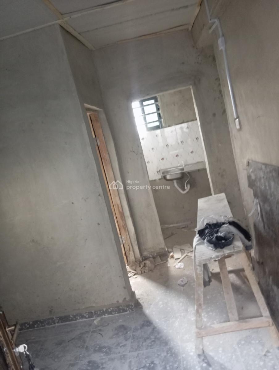 Newly Built Miniflat Upstairs, Off Aborisade Street, Surulere, Lagos, Mini Flat (room and Parlour) for Rent