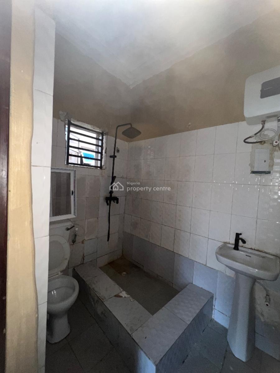 2bedroom Flat, in Estate By Blenco Super Market, Sangotedo, Ajah, Lagos, Flat / Apartment for Rent