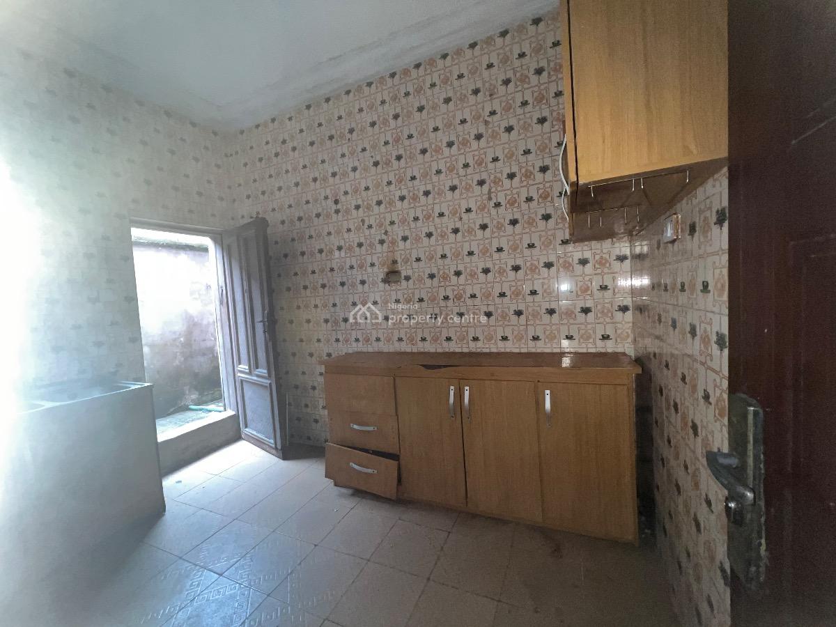 2bedroom Flat, in Estate By Blenco Super Market, Sangotedo, Ajah, Lagos, Flat / Apartment for Rent