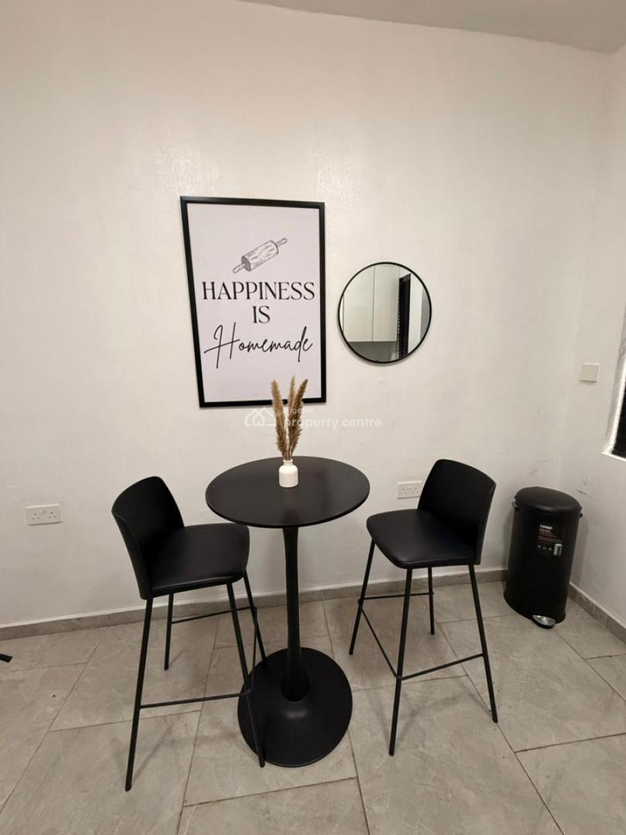 Femicadence 2 Bedroom with Private Cinema, Gra, Jericho, Ibadan, Oyo, Flat / Apartment Short Let