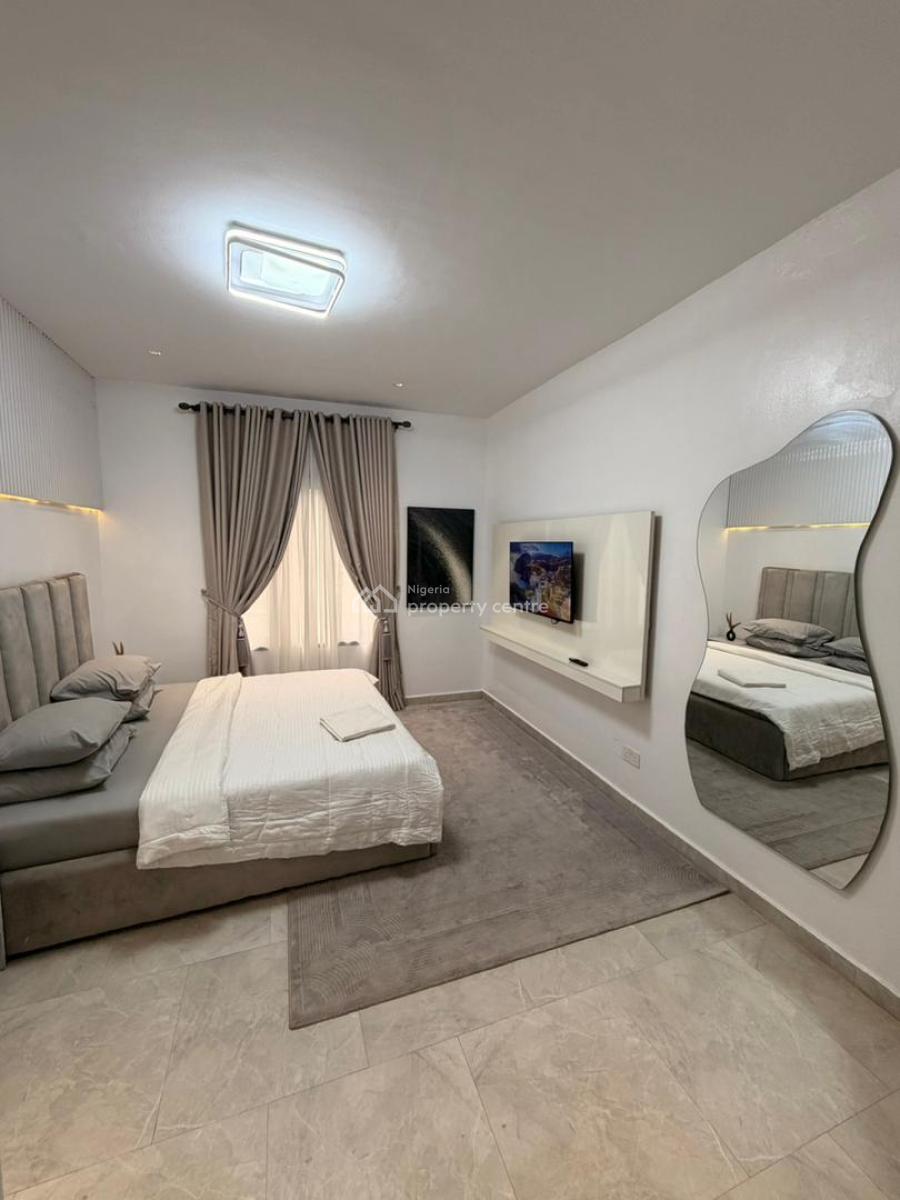 Femicadence 2 Bedroom with Private Cinema, Gra, Jericho, Ibadan, Oyo, Flat / Apartment Short Let