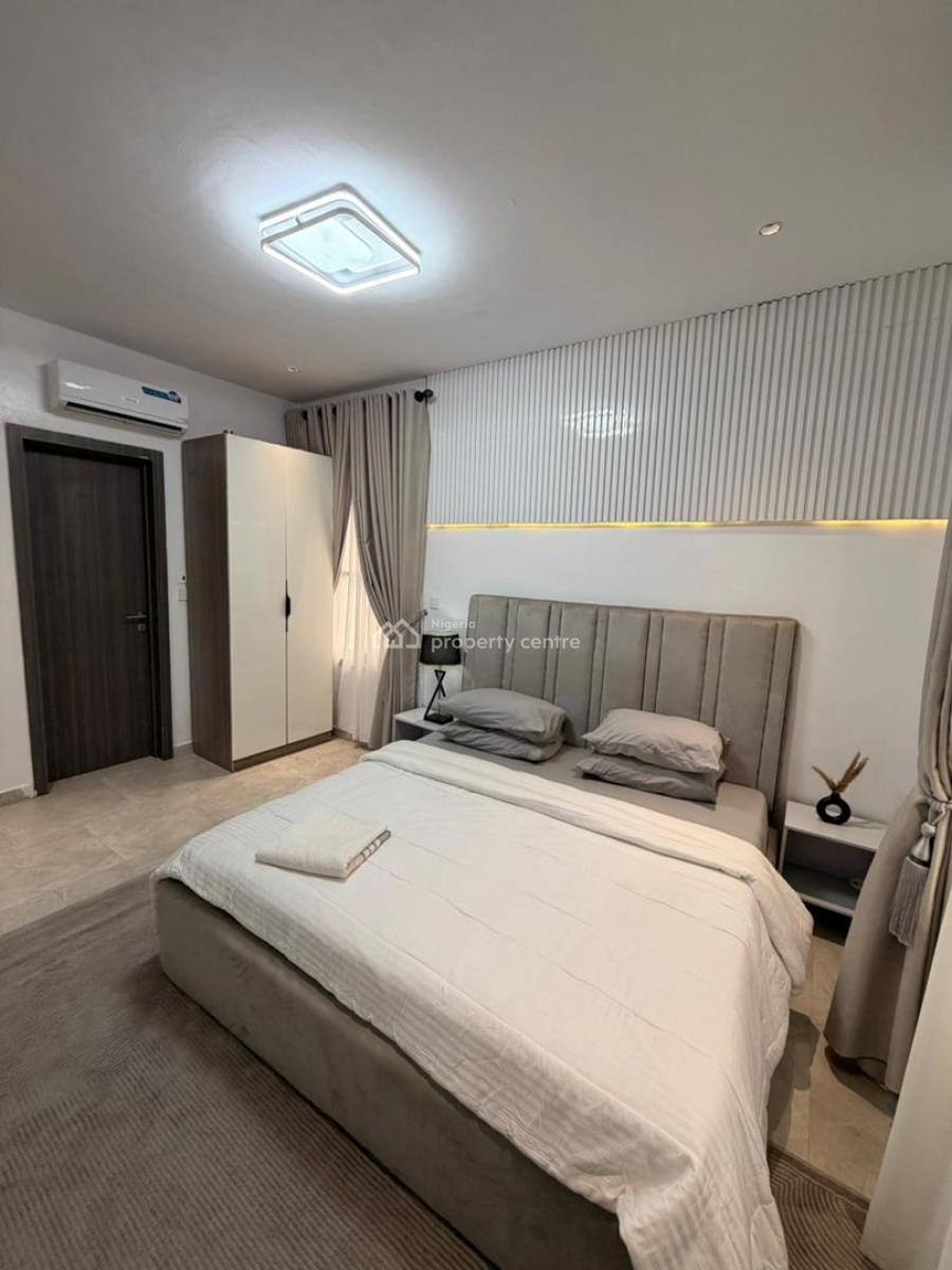 Femicadence 2 Bedroom with Private Cinema, Gra, Jericho, Ibadan, Oyo, Flat / Apartment Short Let