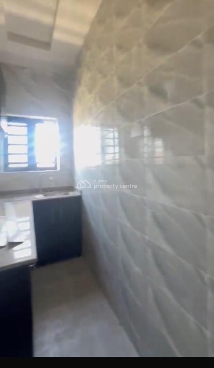 Lovely Mini Flat, Shomolu, Lagos, Mini Flat (room and Parlour) for Rent