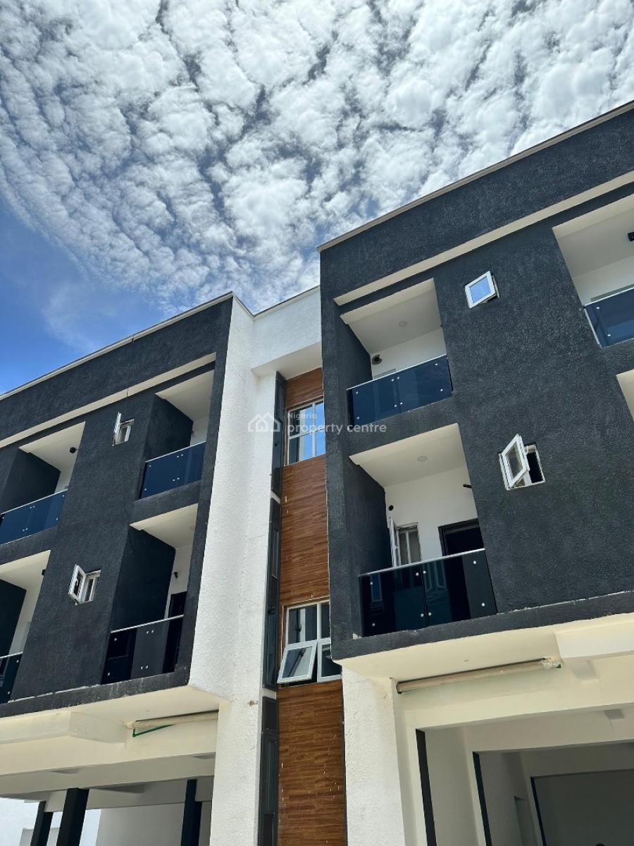1 Bedroom Smart Apartment with Fitted Kitchen Perfect for Short-stays, in a Very Serene and Highly Secured Estate, Lekki Phase 2, Lekki, Lagos, Flat / Apartment for Sale