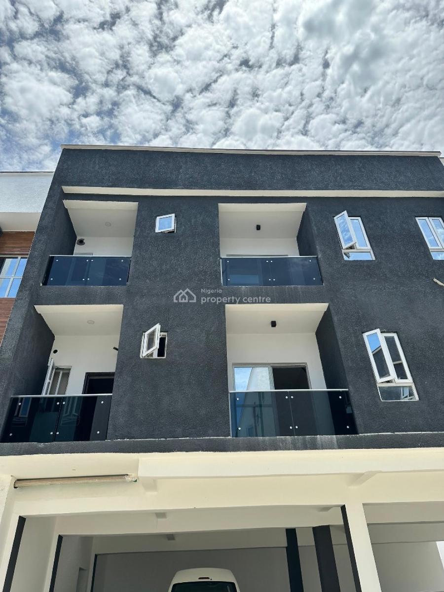 1 Bedroom Smart Apartment with Fitted Kitchen Perfect for Short-stays, in a Very Serene and Highly Secured Estate, Lekki Phase 2, Lekki, Lagos, Flat / Apartment for Sale
