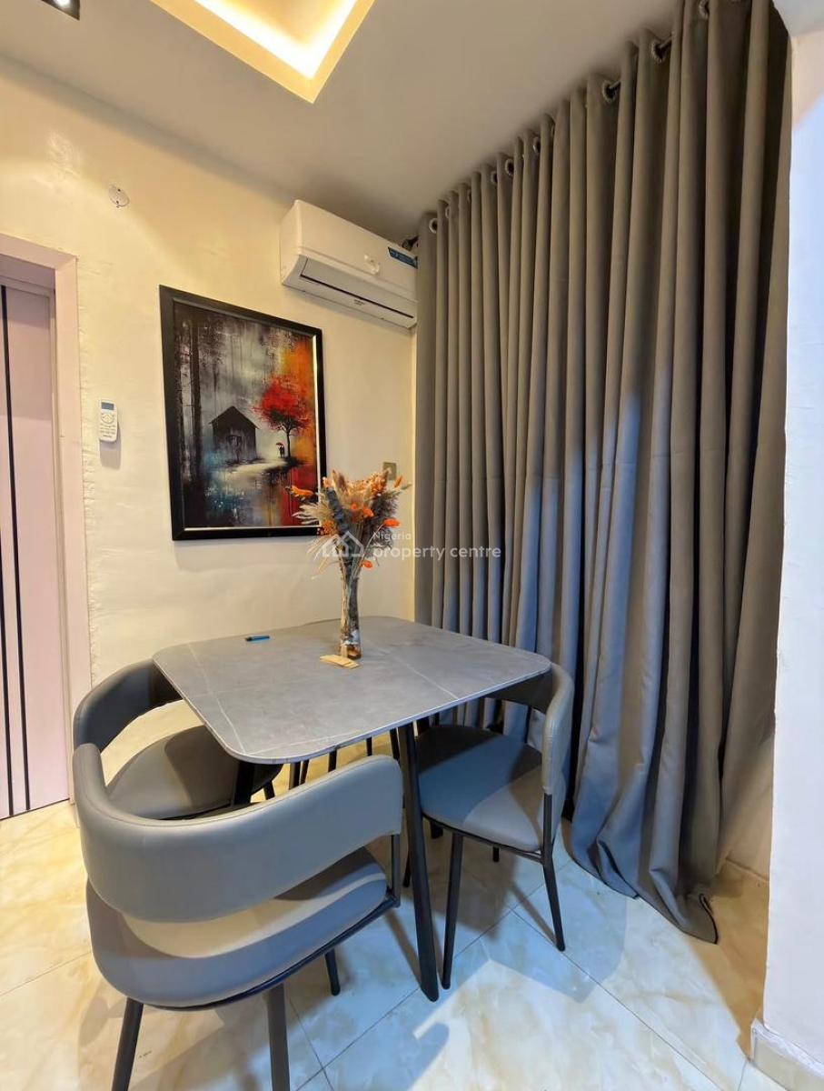 Femicadence 3 Bedroom with Ps5 and Ludo, Ring Road, Challenge, Ibadan, Oyo, Flat / Apartment Short Let