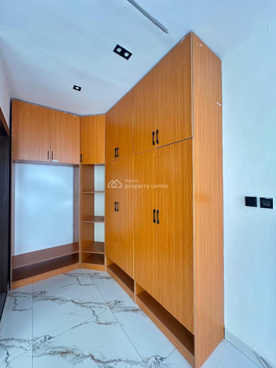 Well-built Luxury Spacious 5 Bedrooms Fully Detached Duplex with Bq, Lekki, Lagos, Detached Duplex for Sale