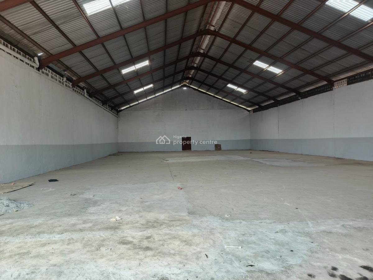 820sqm Standard Warehouse, Oshodi, Lagos, Warehouse for Rent