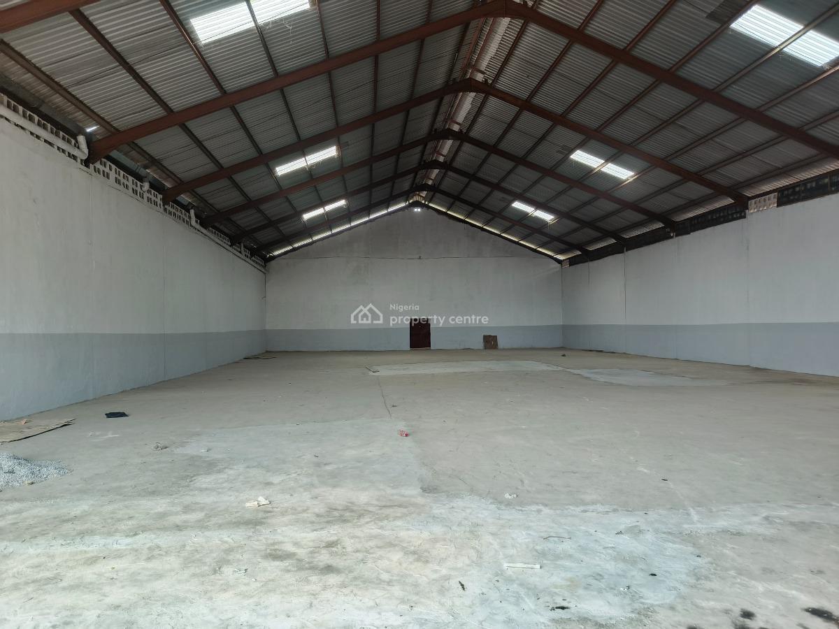 820sqm Standard Warehouse, Oshodi, Lagos, Warehouse for Rent