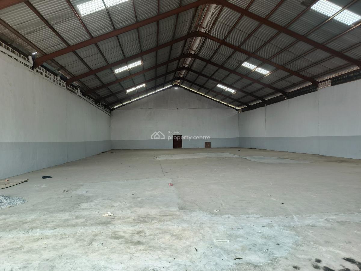 820sqm Standard Warehouse, Oshodi, Lagos, Warehouse for Rent