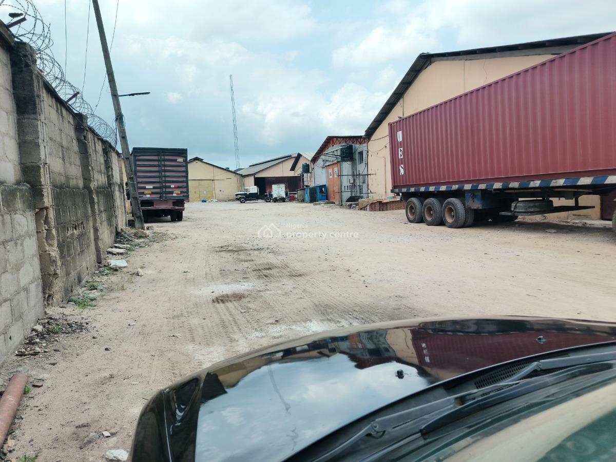 820sqm Standard Warehouse, Oshodi, Lagos, Warehouse for Rent