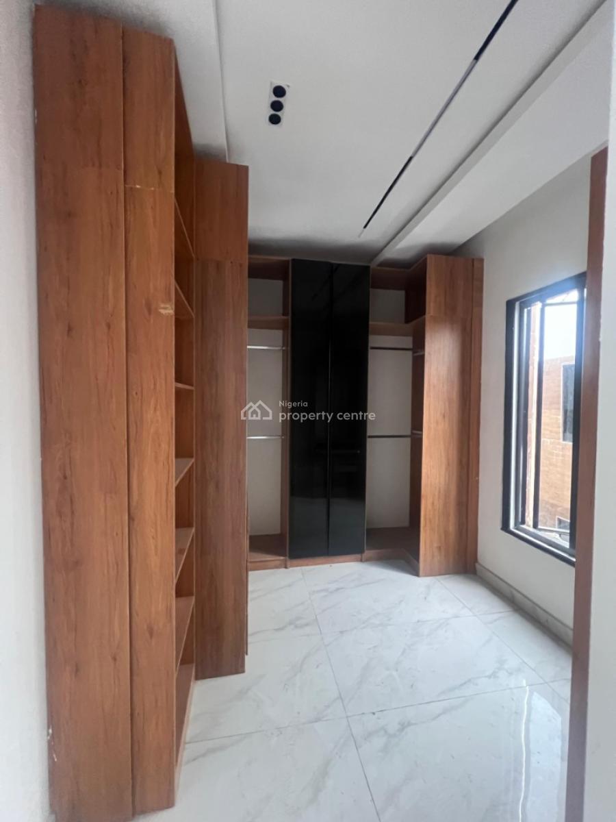 4 Bedroom Terrace Duplex with Bq Available, Lekki Phase 1, Lekki, Lagos, Terraced Duplex for Sale