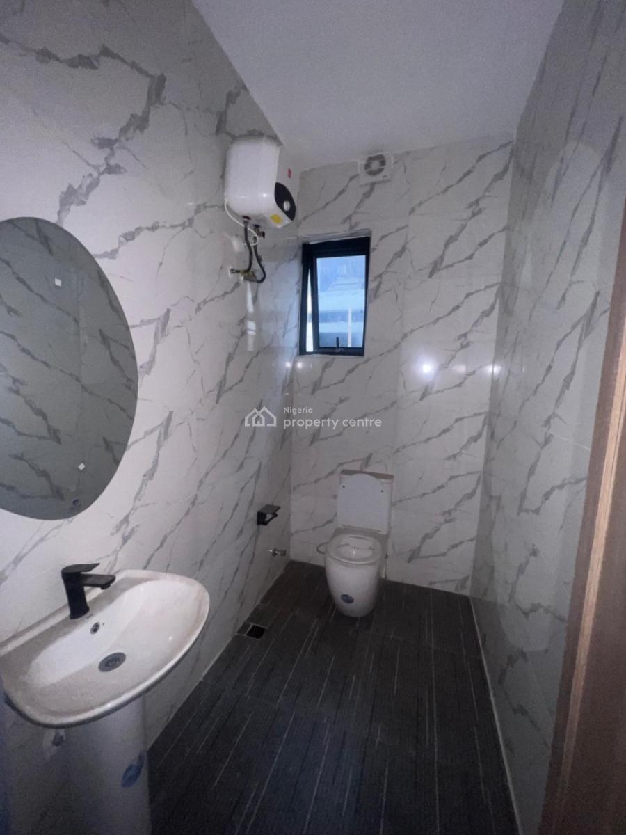 4 Bedroom Terrace Duplex with Bq Available, Lekki Phase 1, Lekki, Lagos, Terraced Duplex for Sale